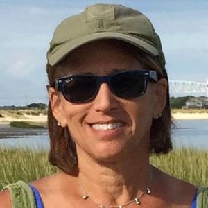 Meet your Posher, Helene